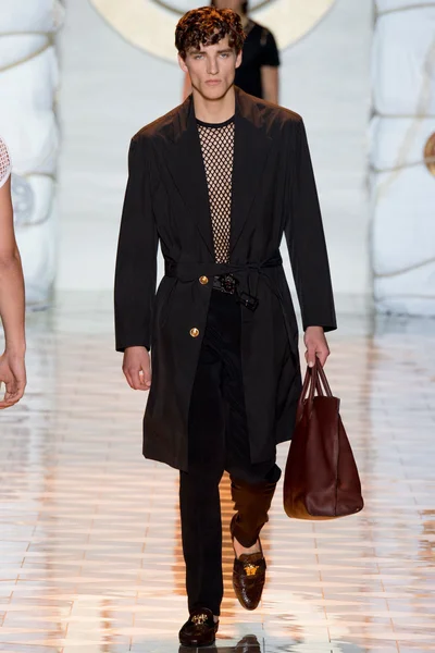 Look 41